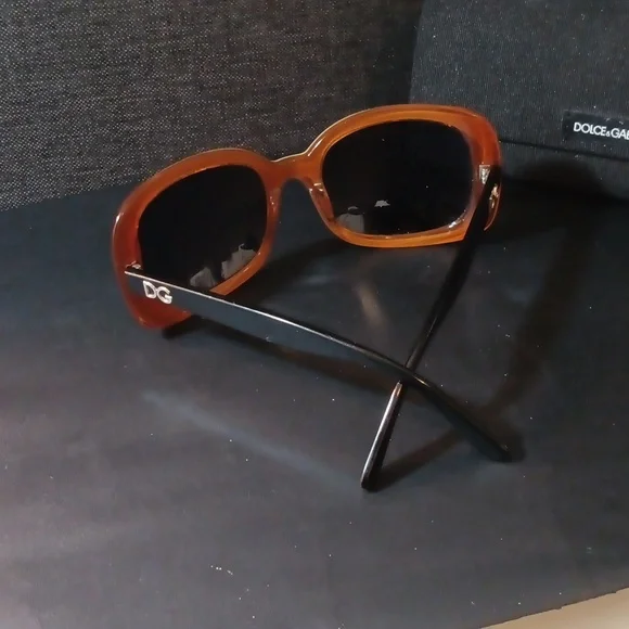 D&G Sunglasses - Picture 7 of 7